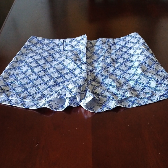 Vineyard Vines Pants - Vineyard Vines- Ocean Reef Leaf Shorts